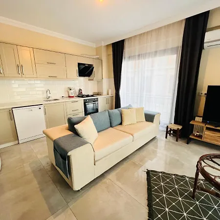 Apartment Gulluk De Deniz Manzarali Daire