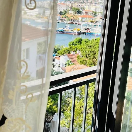 شقة Gulluk De Deniz Manzarali Daire Milas